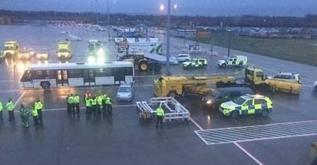 Пътници на полет от Барбадос до Лондон бяха поставени под карантина