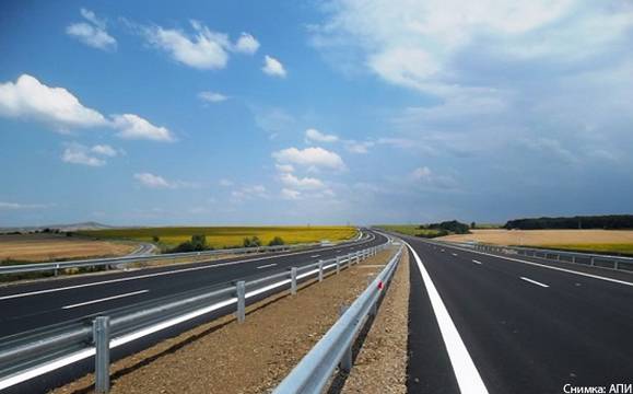 Сменят мантинели по „Тракия“, вижте къде ще бъде ограничено движението