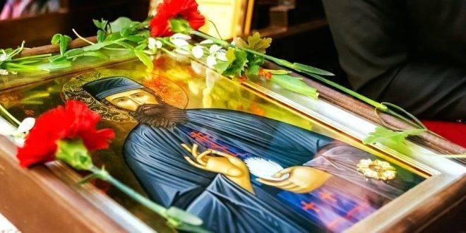 Мощите на св. Ефрем в Габрово и Велико Търново през уикенда