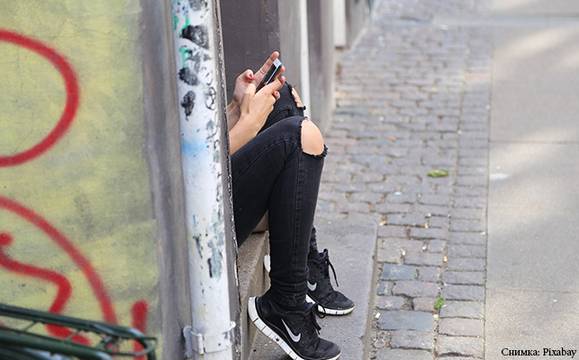 Изследване: Младежите ни са консуматори, които предпочитат да не правят нищо