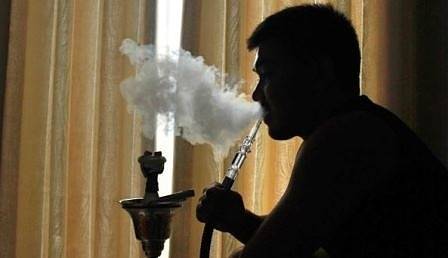 Депутатите гледат на първо четене забраната за пушене на наргиле на закрито