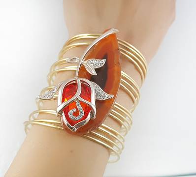 ЛУКСОЗНИ ГРИВНИ ЗА БАЛНАТА ВЕЧЕР – топ колекция бижута за баловете