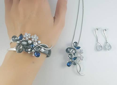 8 УНИКАЛНИ ПОДАРЪКА С БИЖУТА ЗА ОСМИ МАРТ онлайн магазин за жени