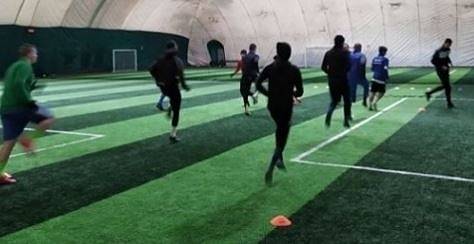 Шефът на школата на Новара идва за кастинг на бг таланти, води го компанията, трансферирала Десподов