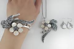 ОФИЦИАЛНИ БИЖУТА ЗА АБИТУРИЕНТСКИ БАЛОВЕ