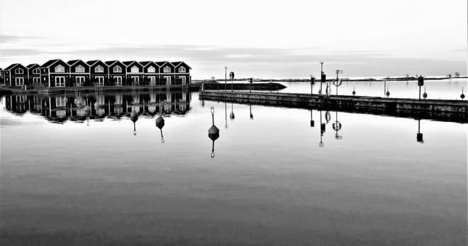 Черно-бялото господство при оценка на марки в Швеция приключи