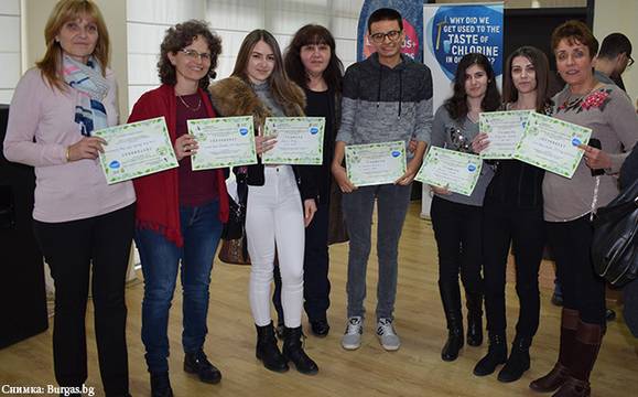 Приемат в университет без изпит абитуриентите отличници на еко конференция