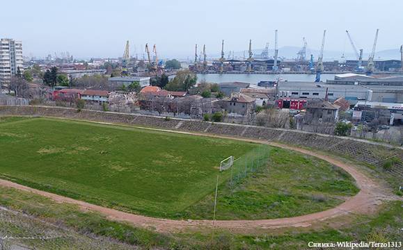 Съветници питат: Какво прави Общината по казуса със стадион „Черноморец“?