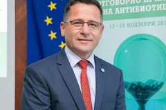 Водят ли ваксините до рак и алергии
