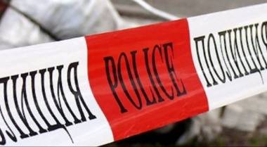 Ужасяващи подробности! Кървави дрехи и одеяло открити в дома на закланата проститутка в Стара Загора