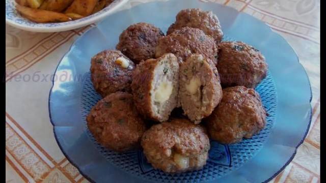 Пържени кюфтета с кашкавал