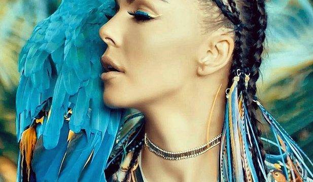 Упражнения по стил с модната диктаторка Галена