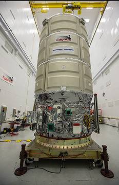 Американски космически кораб от серията Сигнус, който ще лети до МКС през април, бе кръстен на загиналия астронавт Роджър Чафи