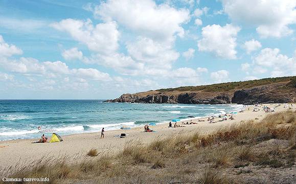 Плаж „Липите“ остава без стопанин за лятото