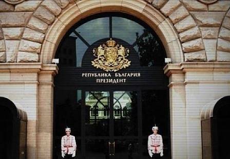 Румен Радев свиква КСНС за борбата с корупцията по високите етажи на властта