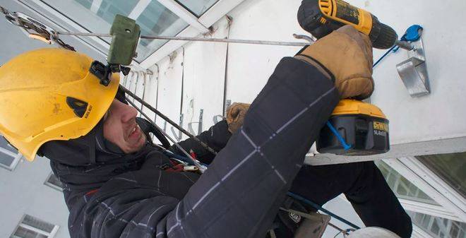 Евтино ли е да се поръча слагане на реклами от рекламна агенция?