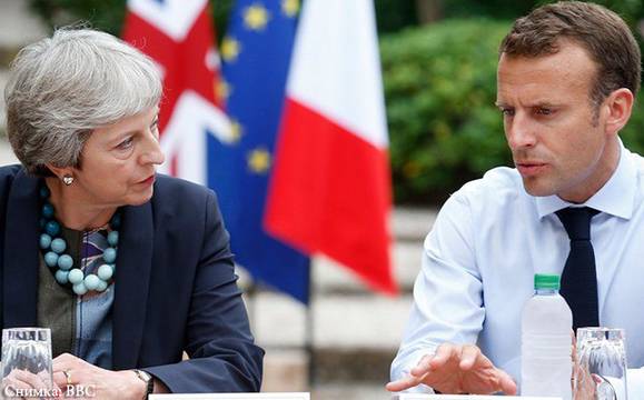 Тереза Мей ще търси съдействие от Меркел и Макрон за ново отлагане на Брекзит