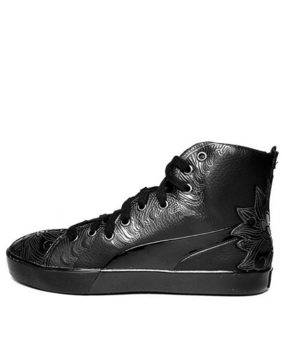 С какво да комбинирате неутрален цвят дамски маратонки