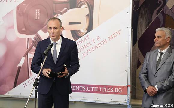 8 училища в страната ще подготвят специалисти по електромобили догодина