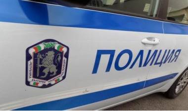 Задържаха 22-годишна, разпространявала дрога в Сливен