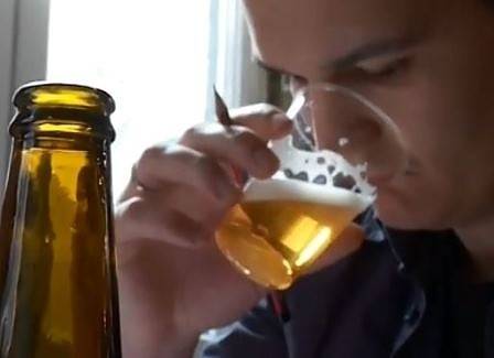 Любители на пивото от цял свят мерят качествата на домашната си бира в София