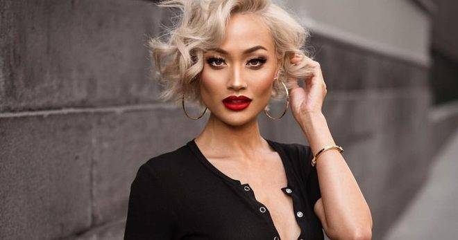 Упражнения по стил с шеметната Мика Джанели