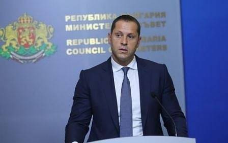 Прокуратурата започва проверка на зам.-министъра на икономиката Манолев за злоупотреби с евросредства