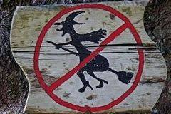 На кой е забранено да се занимава с магия