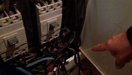 ЧЕЗ разкри мащабна кражба на ток от луксозна сграда на бул. „България“ в София