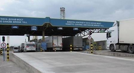 АПИ: Шофьорите да се движат с повишено внимание заради ремонт на „Дунав мост“