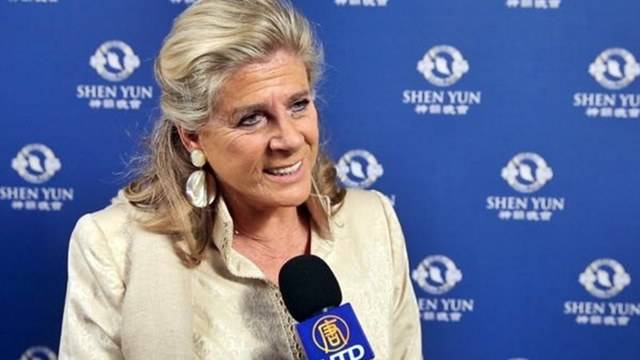 Принцеса Лиа Белгийска запленена от енергията на „Шен Юн“