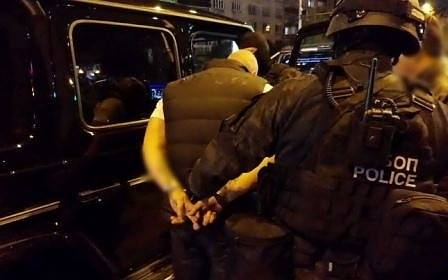 Задържаха 9 души за трафик на хора за сексуална експлоатация (СНИМКИ)