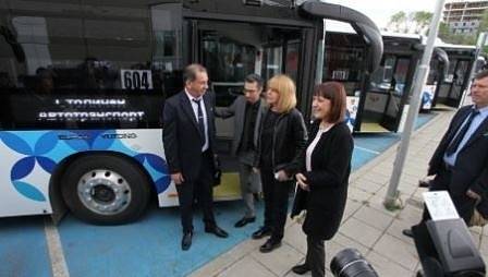 22 нови автобуса на природен газ тръгват в София (СНИМКИ)