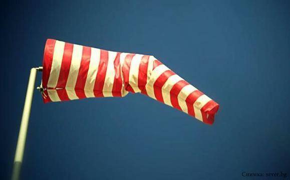 Жълт код за силен вятър е в сила в 8 области от Северна България