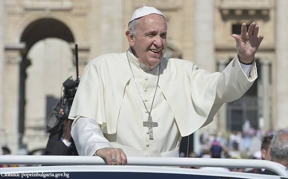 Папа Франциск пристига у нас утре, със свита от 35 високопоставени лица