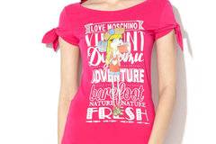 Дамска фуксия Тениска с шарка – Love Moschino