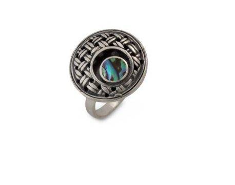 Дамски сребърен пръстен с кралски седеф