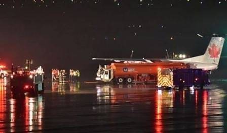 Петима пострадали след сблъсък между самолет и цистерна в Торонто