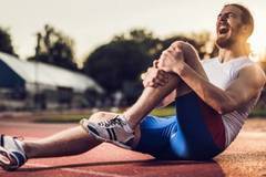 Какво представляват мускулните крампи и как да ги облекчим?