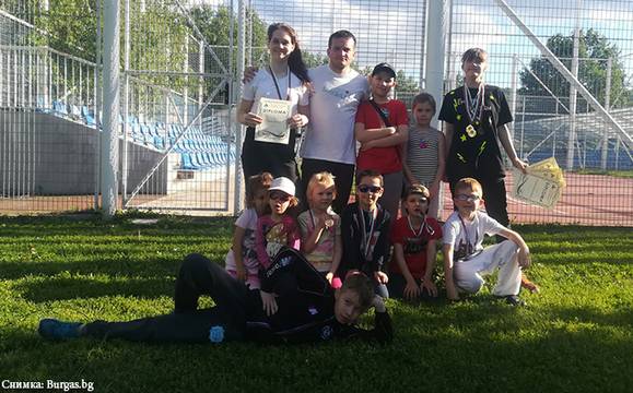 Куп медали за бургаски каратеки от международен турнир