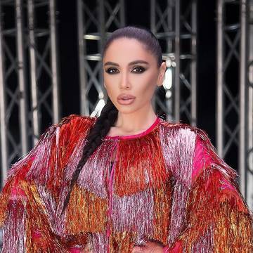 ЯНИЦА С НОВА ПЕСЕН „НЯМА КАК“ ПОПФОЛКЛОР-МУЗИКА ЗА ВСЕКИ