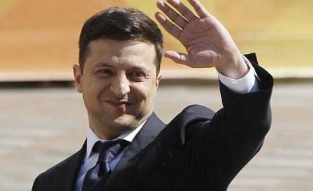 Зеленски встъпи в длъжност и разпусна предсрочно украинския парламент