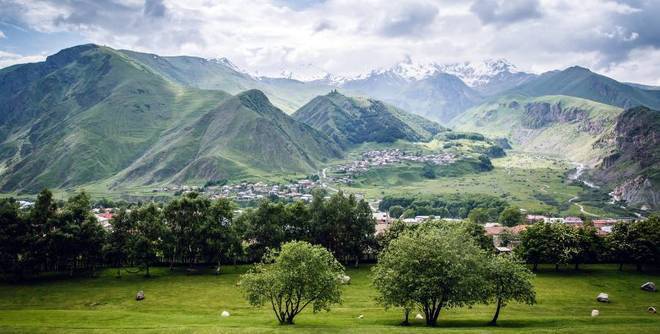 Защо да добавите Грузия към списъка с бъдещи пътувания?