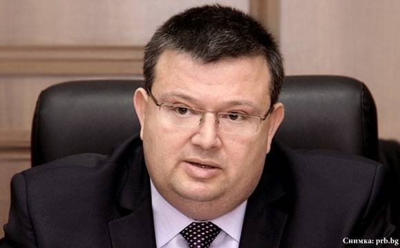 Цацаров: Нямам какво да крия, всичките ми имотни сделки са декларирани