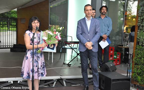 Отличиха най-изявените дейци на културата в Бургас