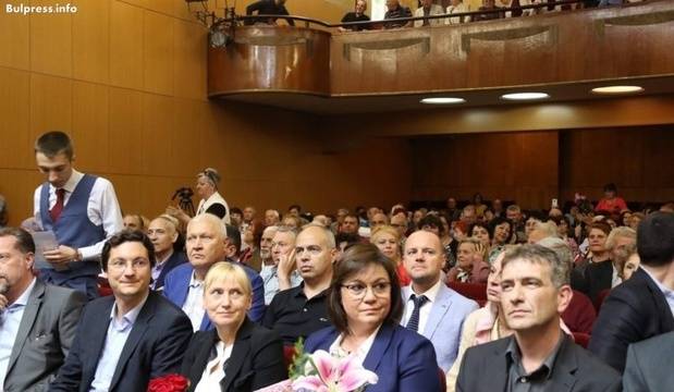 Корнелия Нинова: Властта се крепи на разделението и страха