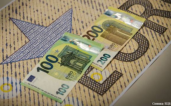 Днес влизат в обращение новите банкноти от 100 и 200 евро