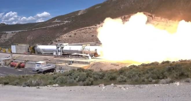 Американската компания Нортроп Груман успешно запали първата степен на новата ракета Омега