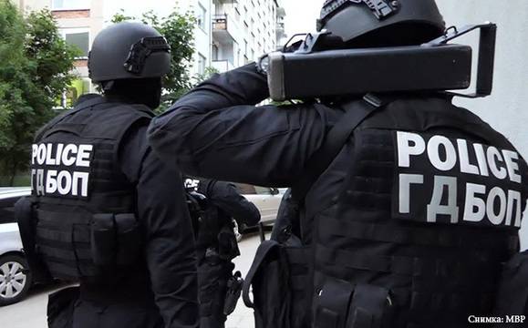 10 са участниците в престъпната група за рекет, задържани в Монтана вчера