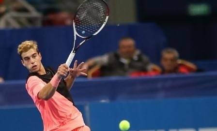 Адриан Андреев се класира за втория кръг на „Ролан Гарос“